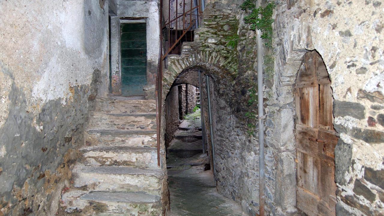 B&B Zia Maria Garzeno Exteriér fotografie